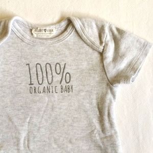 rabbit + bear organic cotton short sleeve bodysuit diaper shirt 3-6 months baby
